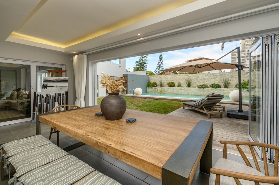 4 Bedroom Property for Sale in Summerstrand Eastern Cape